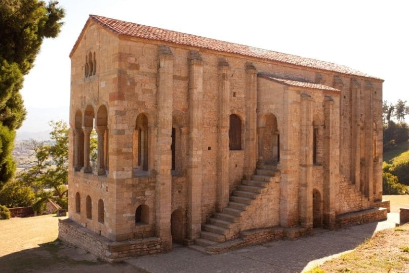 Chiesa di santa maria del naranco a oviedo