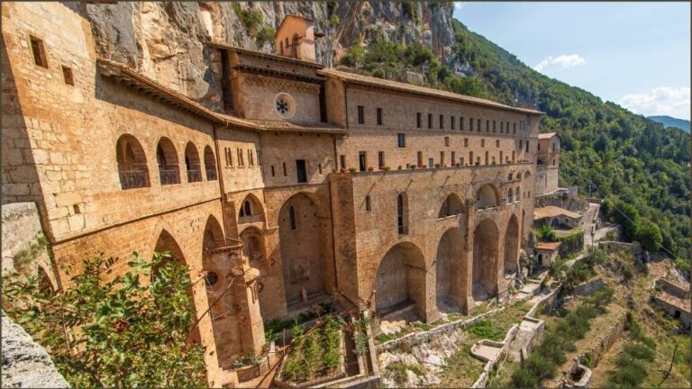Il Monstero benedettino (Sacro Speco) di Subiaco (RM)