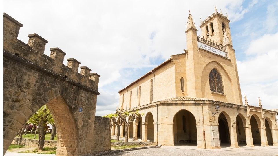 la chiesa di Obanos